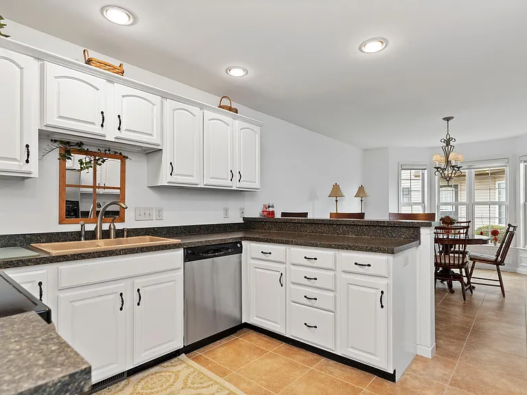6330 Mercury Dr — Photo 16