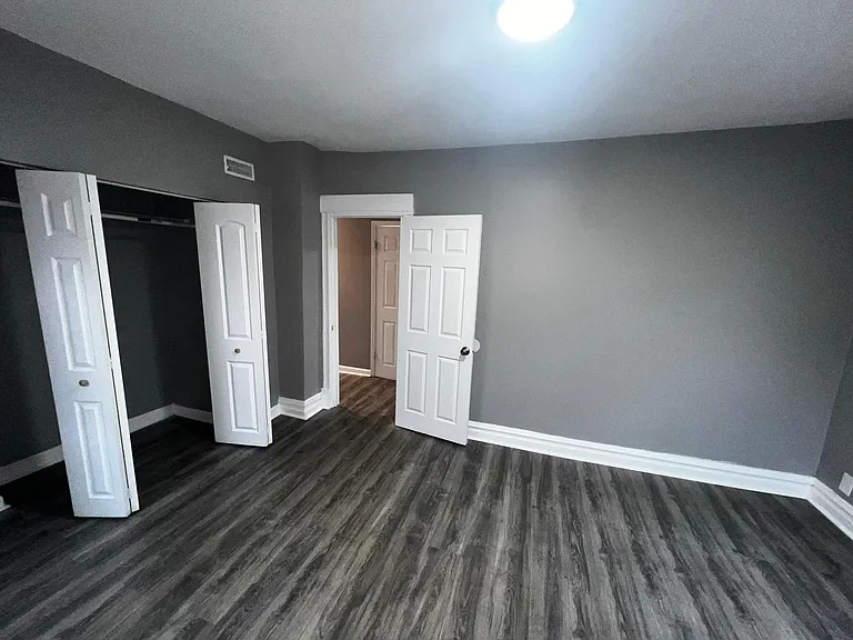 709 N Laramie Ave — Photo 17