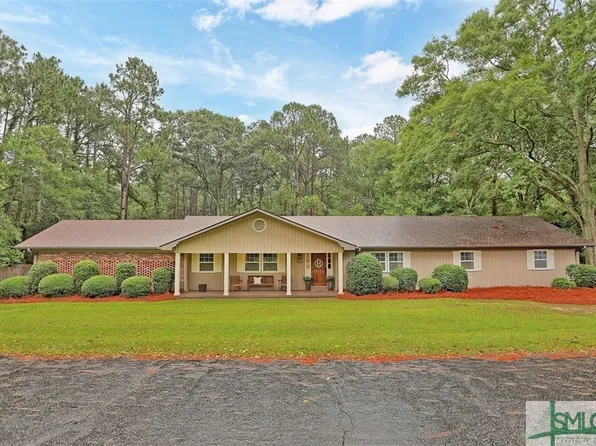141 Nelson Avenue, Lyons, GA 30436