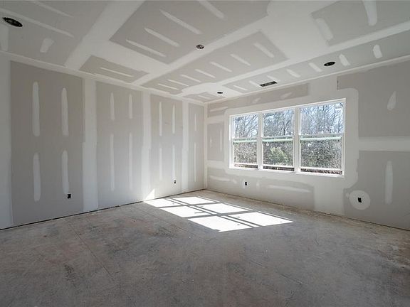 5th image of 4069 Comanche Dr