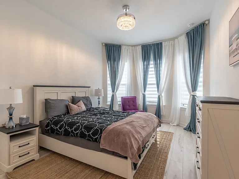 15347 Turin Dr — Photo 20
