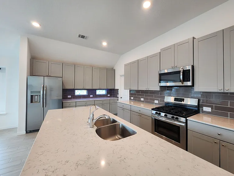 5923 Corsicana Cv — Photo 9