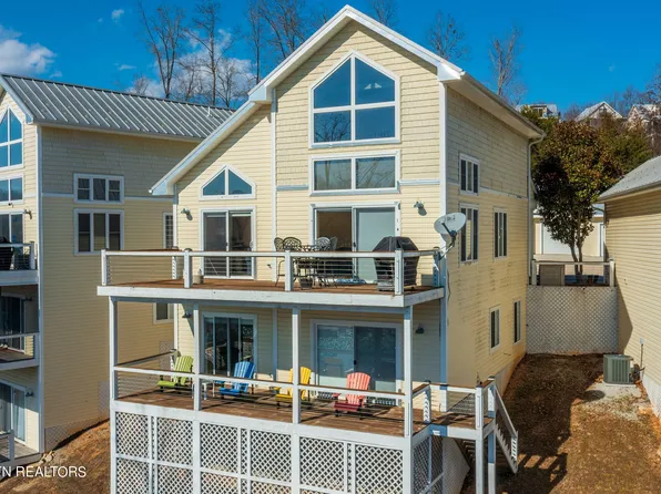 159 N Deer Village Ln, La Follette, TN 37766