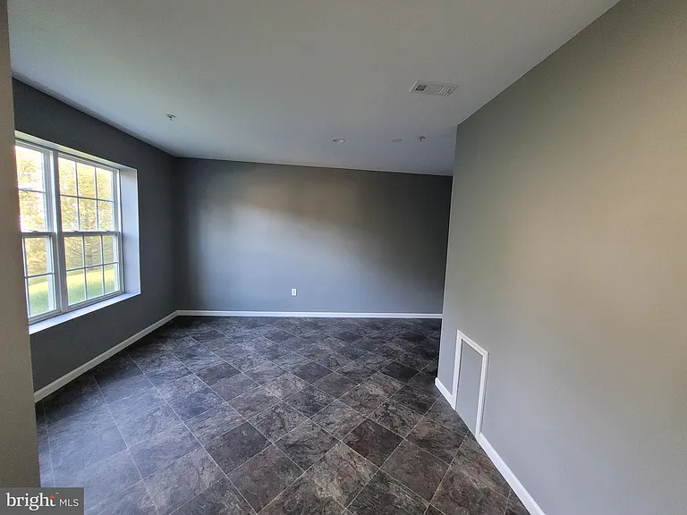15406 Sir Edwards Dr — Photo 34