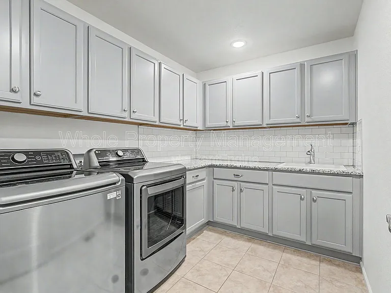 7255 W Evans Ave — Photo 29