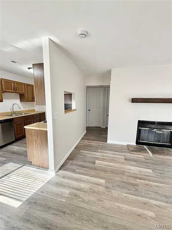 2 bed, 1.0 bath, 832 sqft, $950 — Photo 4