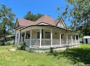 421 E Rio Grande St, Pearsall, TX 78061