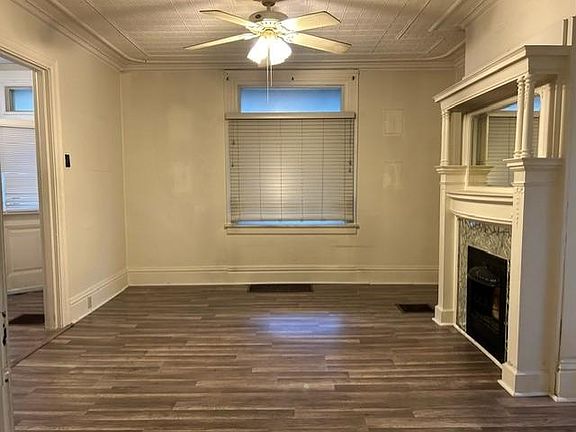 Living room empty