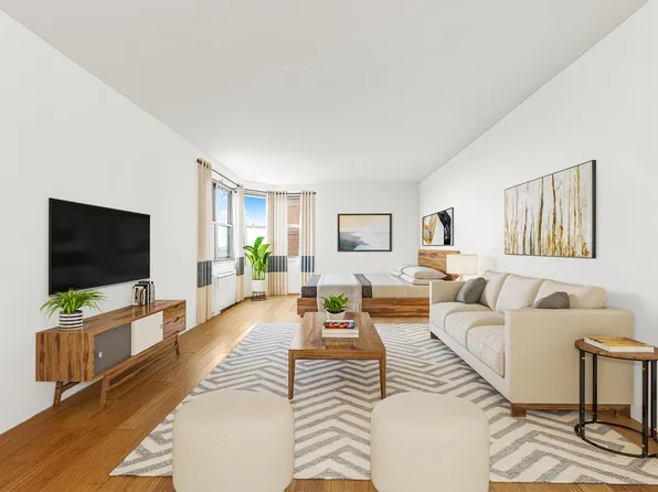 70-25 Yellowstone Boulevard image 1 of 22