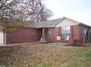 4630 Thompson St, Conway, AR 72034