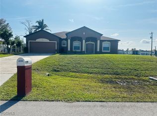 2016 SW 3rd Ter, Cape Coral, FL 33991