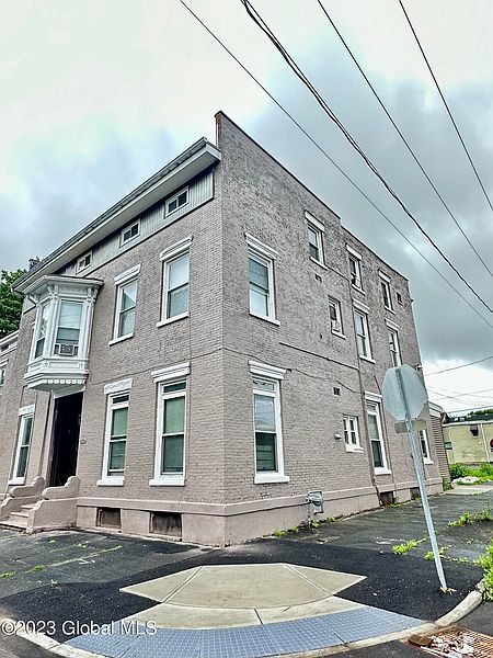 2nd image of 629 3rd Avenue