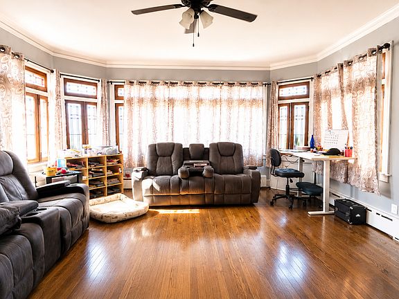 5th image of 3005 W 55th St