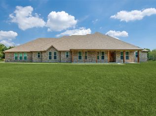 643 County Road 2255, Telephone, TX 75488