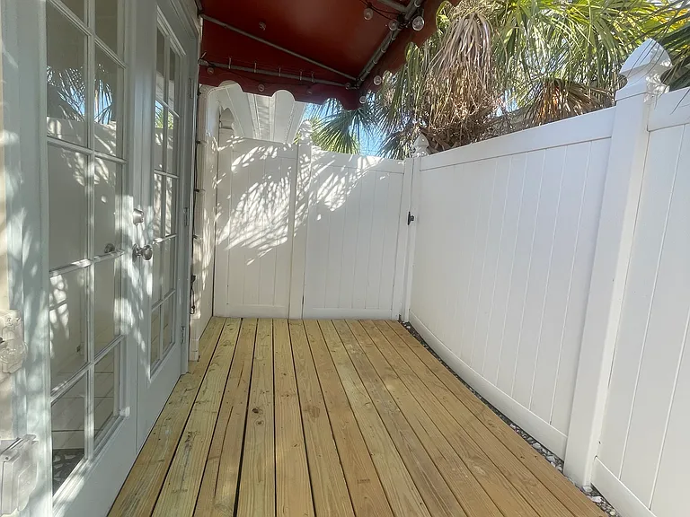 Private deck/patio.