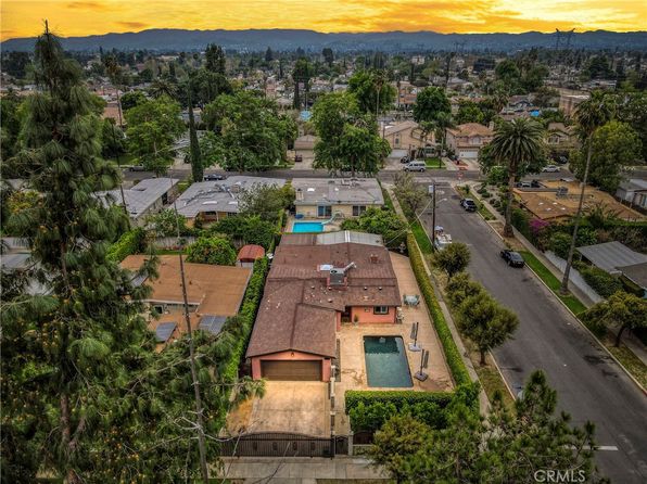Property image for 18750 Keswick St, Reseda, CA 91335