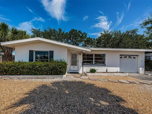 413 84th Ave, Saint Pete Beach, FL 33706