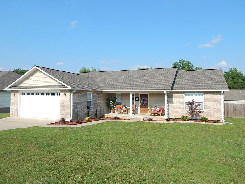 1st image of 70 Stonewell St