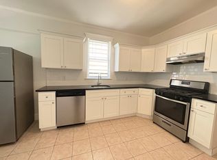 212 Grant Ave #1, Jersey City, NJ 07305