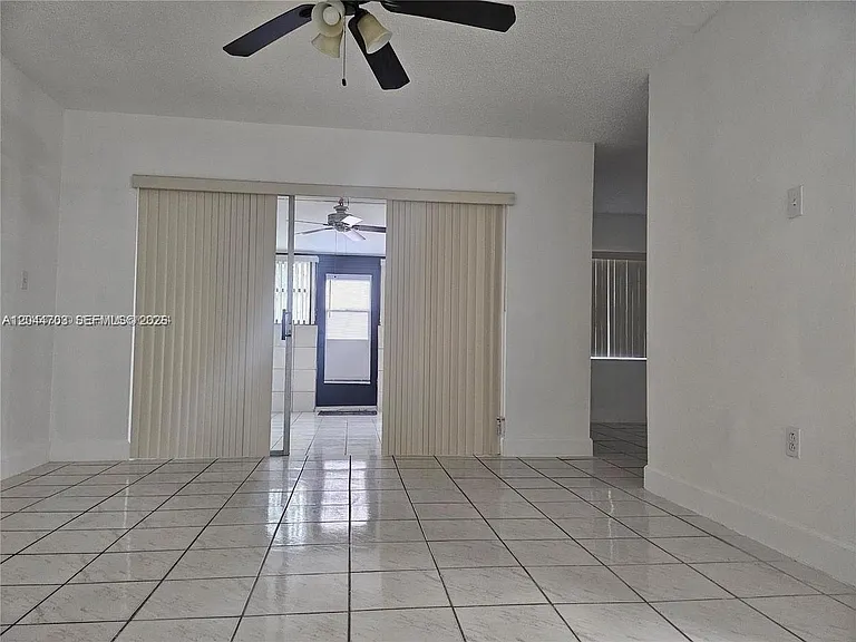 10641 SW 108th Ave #1H — Photo 6