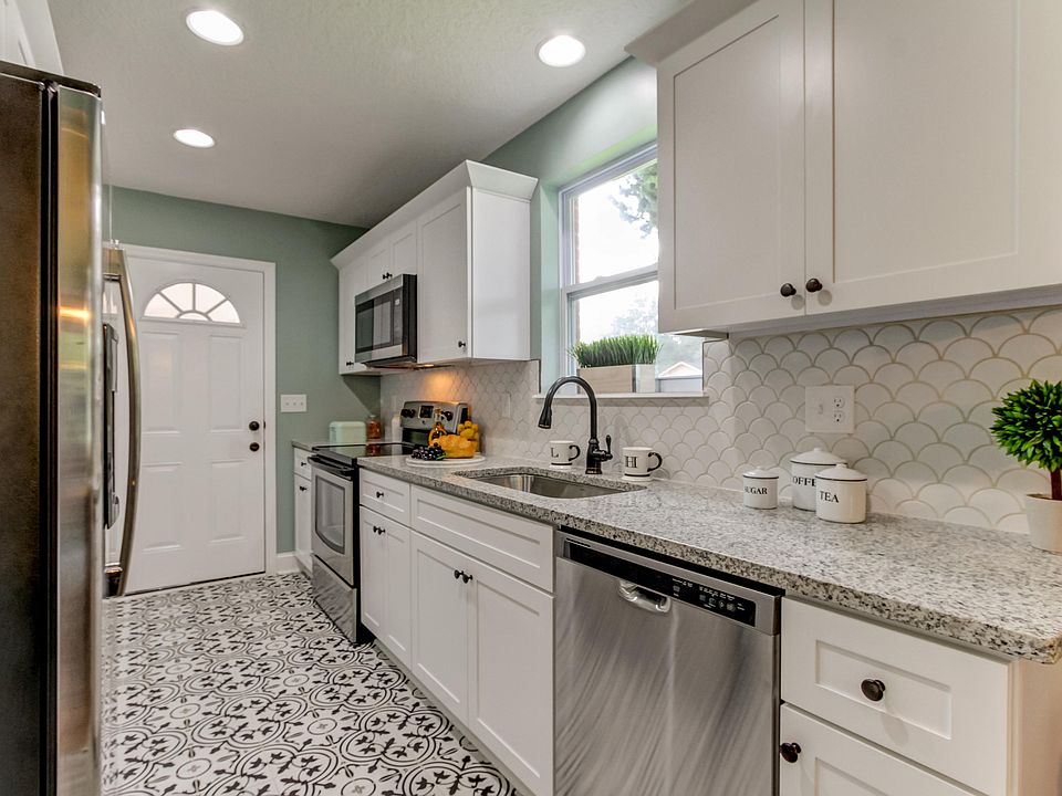 1st image of 5058 Colonial Ave