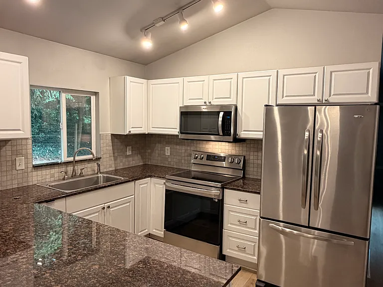 4030 SW Borland Rd — Photo 13