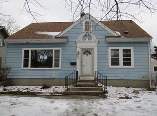 7824 16th Ave, Kenosha, WI 53143