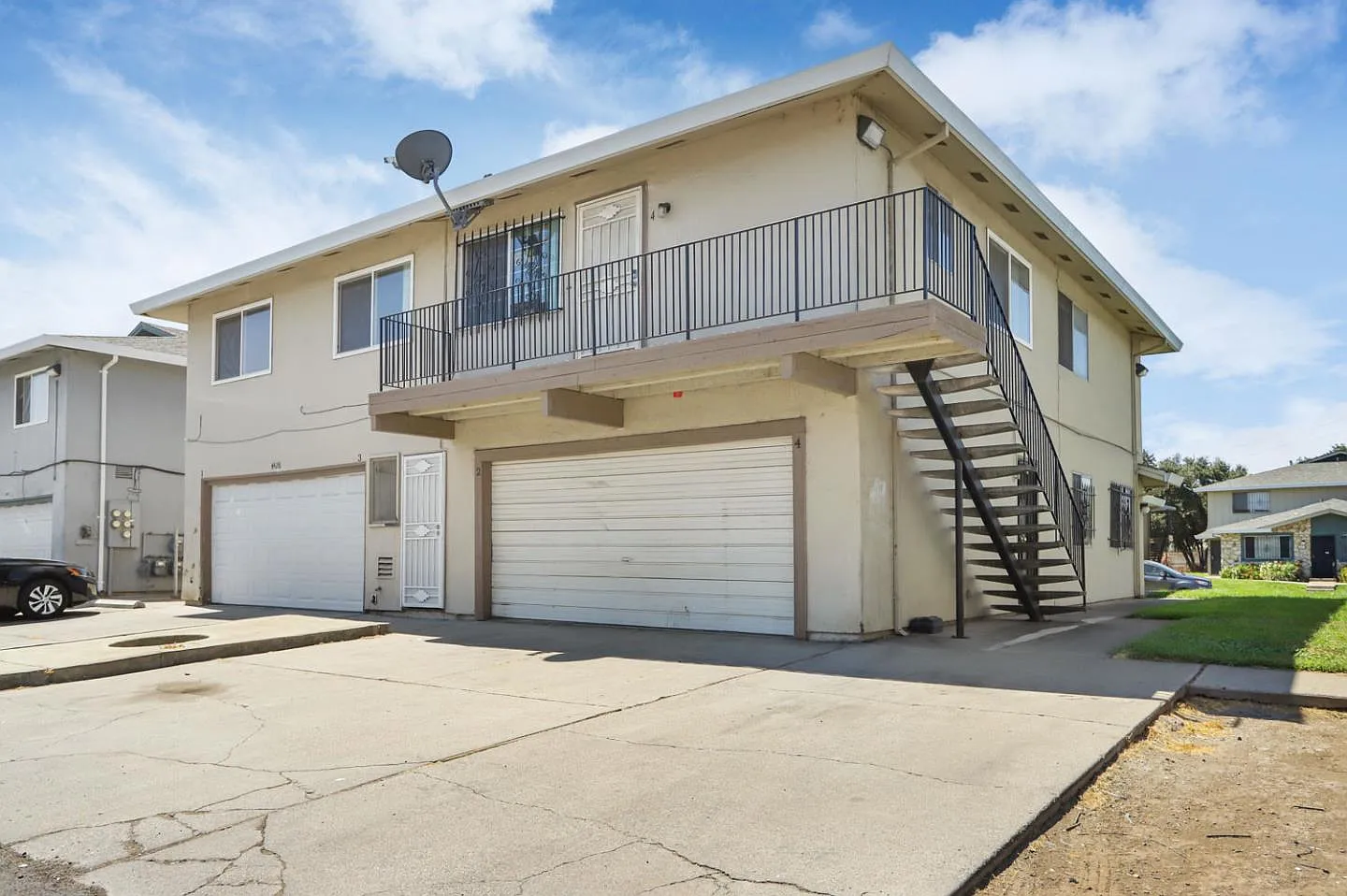 4426 La Cresta Way APT 4 photo 1