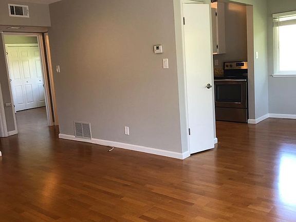 2nd image of 1437 Floribunda Ave #3