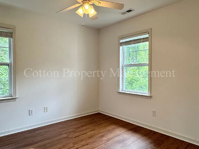 5138 Greenville Loop Rd #D — Photo 18