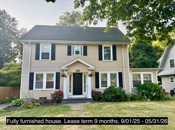 820 Landing Rd N, Rochester, NY 14625