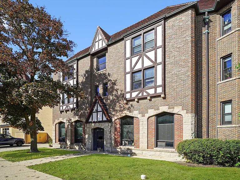 30 Lawton Rd #3 — Photo 14