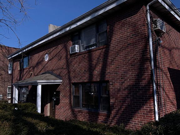 2nd image of 408 Palisade Ave #B