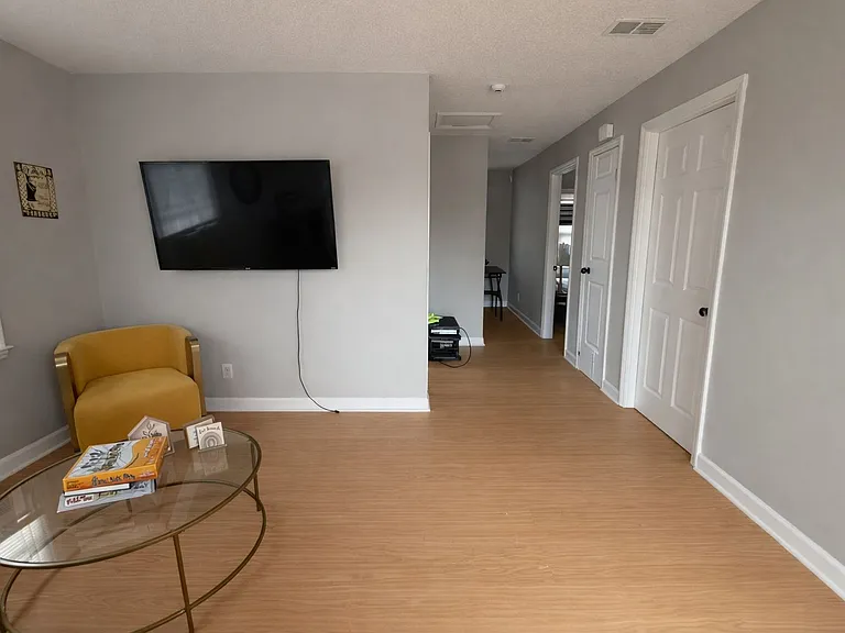 316 Skyland Ave — Photo 13