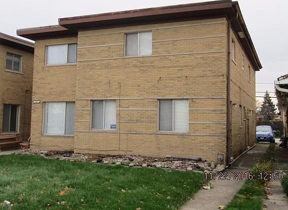 3rd image of 1467 Sibley Blvd