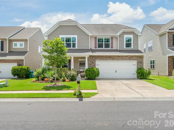 2656 Southern Trace Dr, Waxhaw, NC 28173