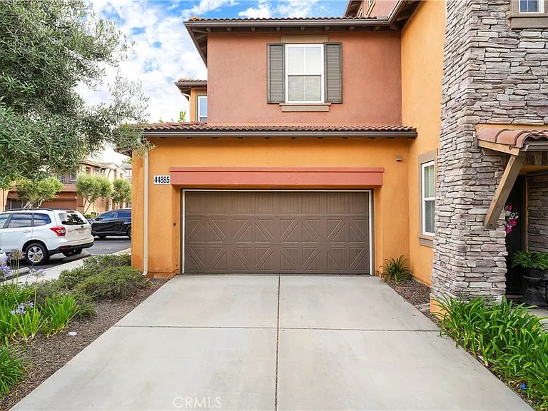 44885 Poppy Ridge Dr — Photo 1