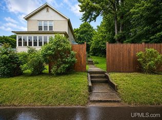 236 Ready St, Ishpeming, MI 49849