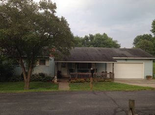 78 Osborne St, Washington, WV 26181