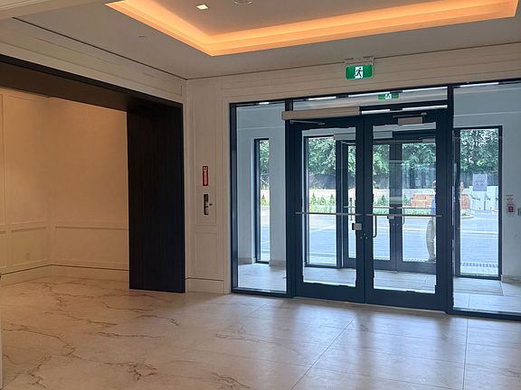 3rd image of 4010 Eglinton Ave W #1512