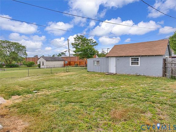 5th image of 3622 Harris Ave