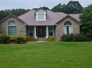 1023 Powell Hollow Rd, Tullahoma, TN 37388