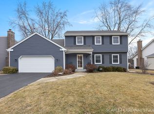 191 Cassin Rd, Naperville, IL 60565