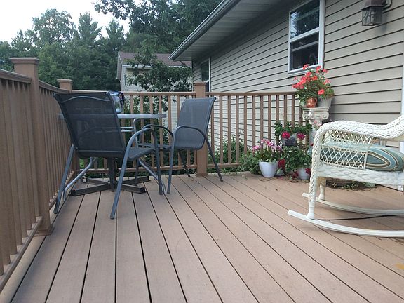 Back yard composite deck