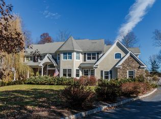 18 Owens Ct, Basking Ridge, NJ 07920