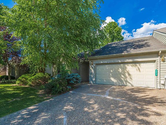 2nd image of 9417 S Harbour Pointe Dr