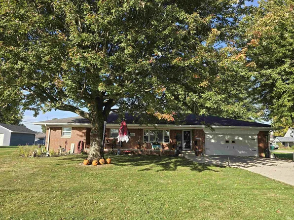 206 N Pike St, Kempton, IN 46049