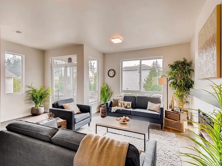 13411 Ash Way #A3 — Photo 3
