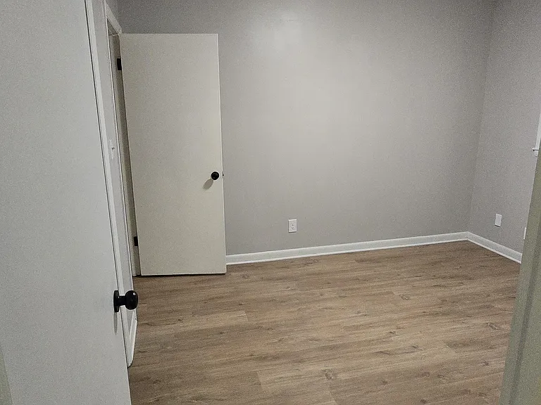 1210 Arbor Ave SW — Photo 16