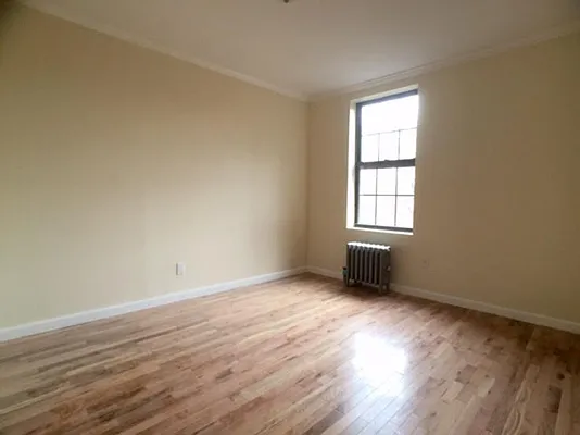 Rented by Bohemia Realty Group | media 11